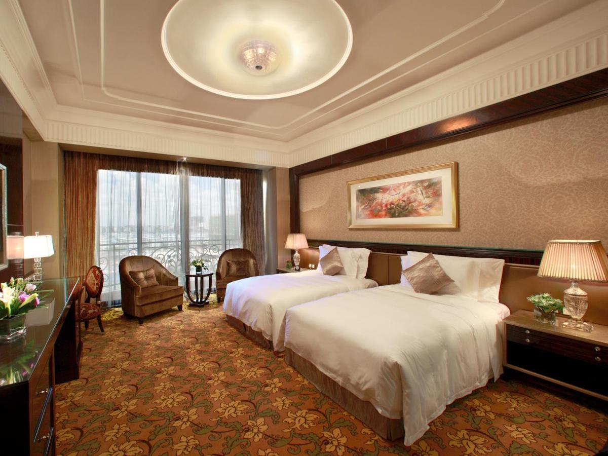 Chateau Star River Pudong Shanghai Bagian luar foto